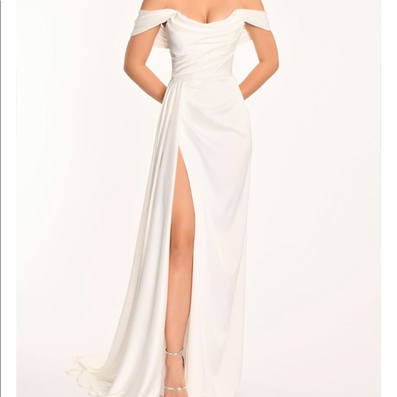 ALFABETA OFF SHOULDER THIGH SLIT RED DRESS - Picture 4 of 5